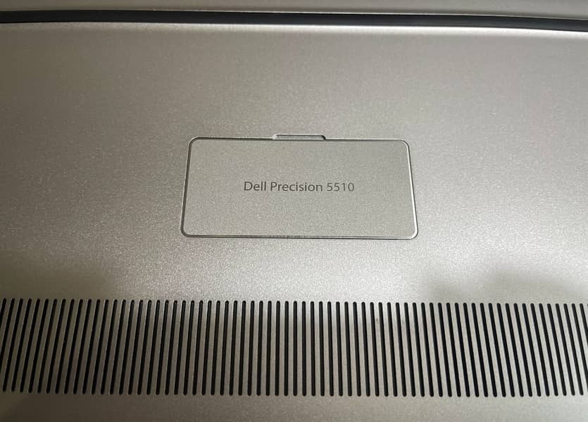Dell Precision 5510- I7 6th- 2 GB GPU 2