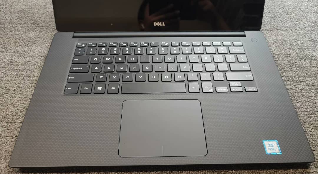 Dell Precision 5510- I7 6th- 2 GB GPU 4