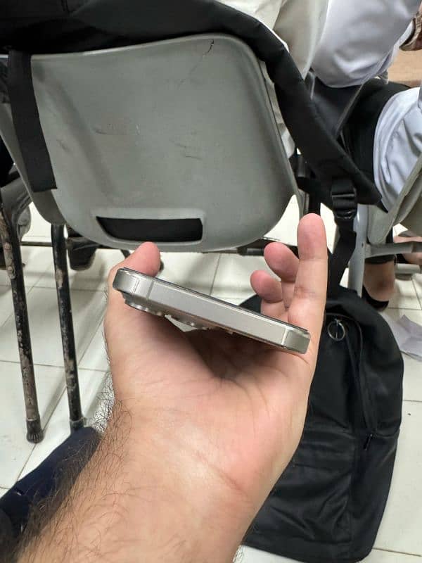 iphone 15 pro max non pta 5