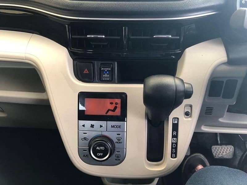 Daihatsu Move x pakage 2022 2025 import full option 8
