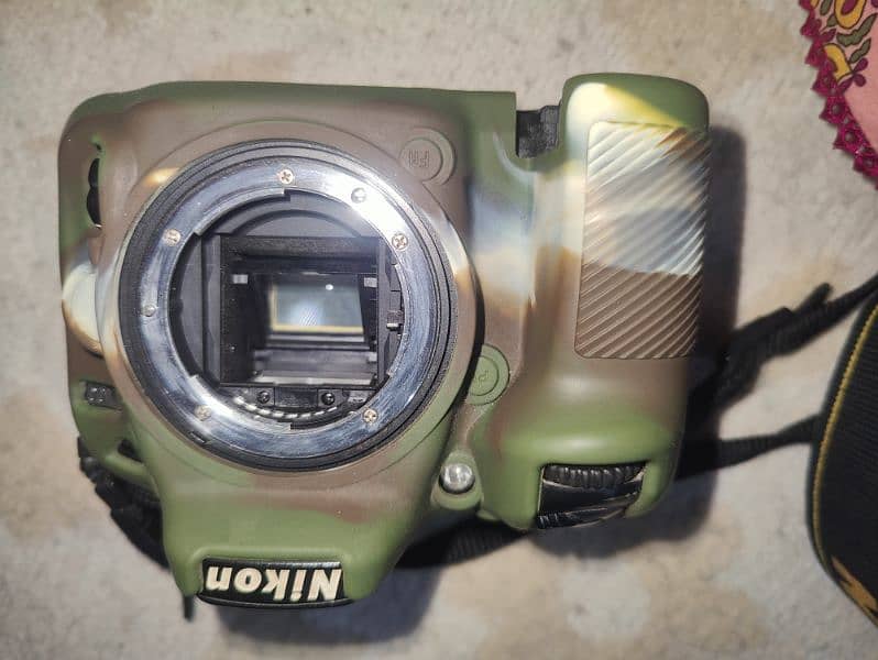 D7100 with 18-140 lens 4