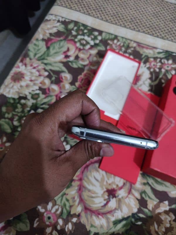 one plus 8t exchange possible 1