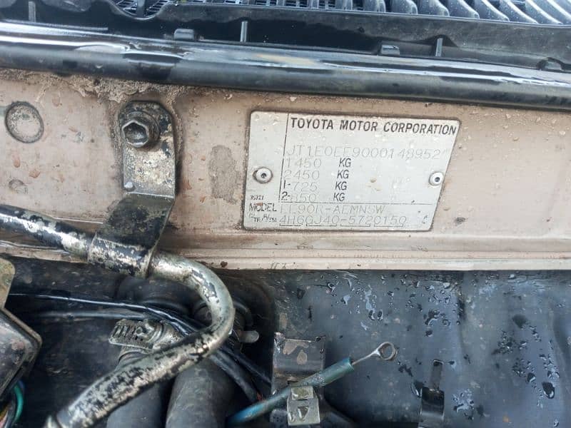 Toyota Corolla 2.0 D 1988 7