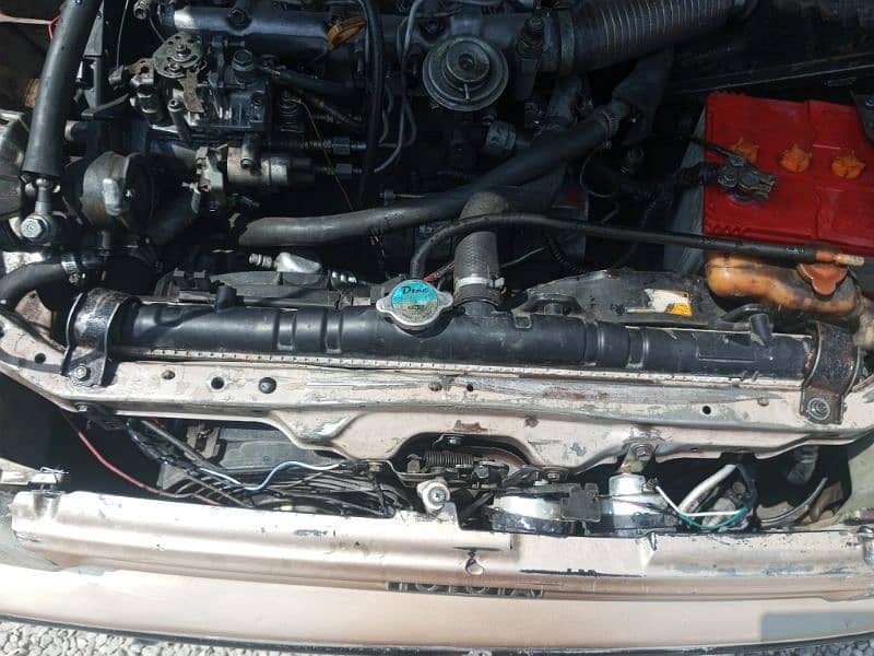 Toyota Corolla 2.0 D 1988 11
