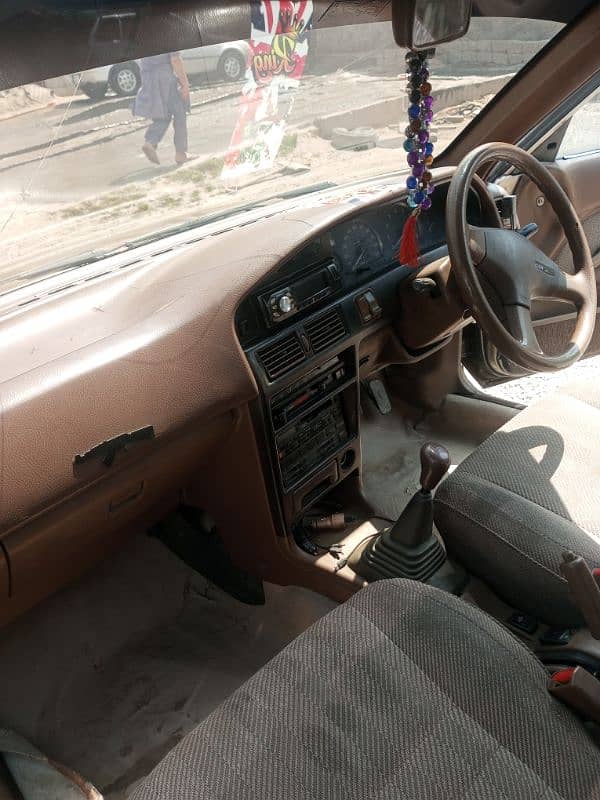 Toyota Corolla 2.0 D 1988 16