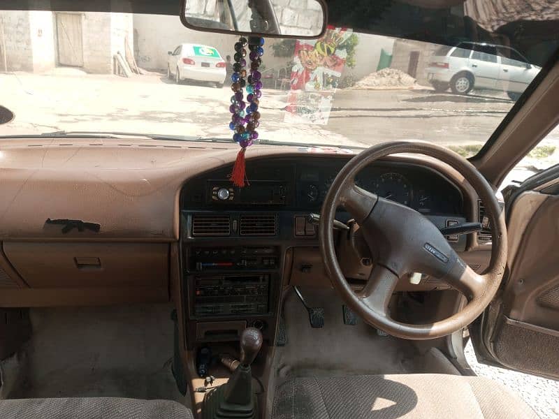 Toyota Corolla 2.0 D 1988 17