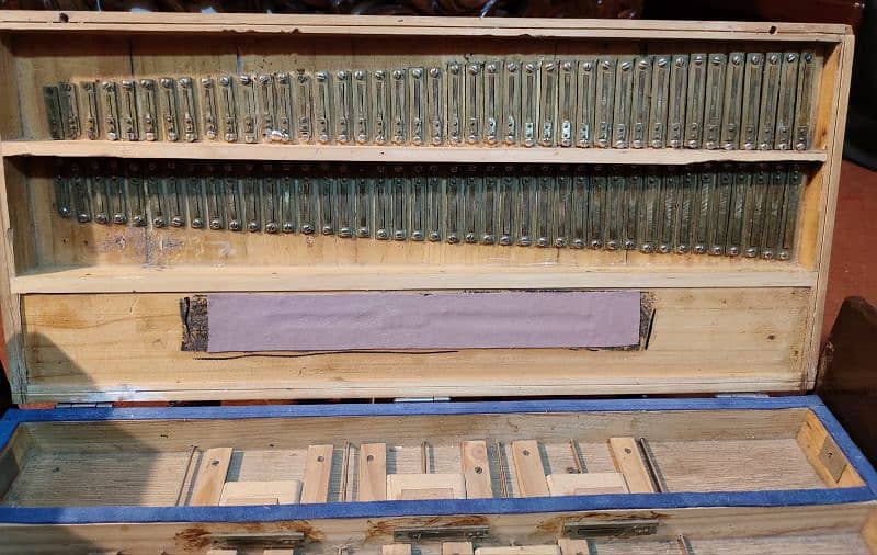 harmonium 12