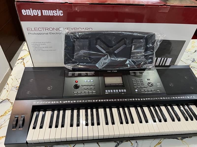 Piano Keyboard ym-758 Box Pack New 61 keys full size 1