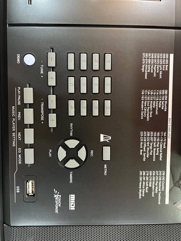 Piano Keyboard ym-758 Box Pack New 61 keys full size 6