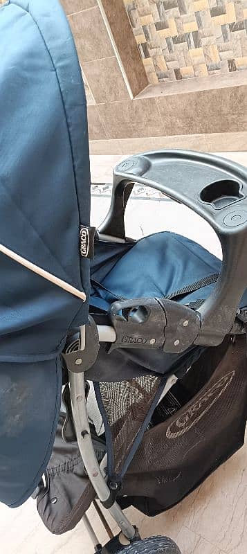 Graco company stroller 1