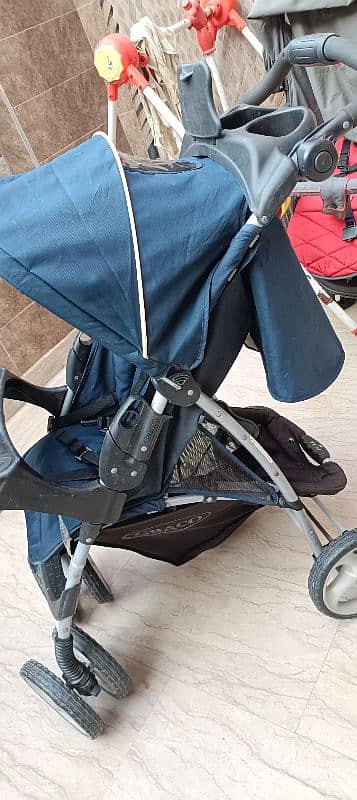 Graco company stroller 6