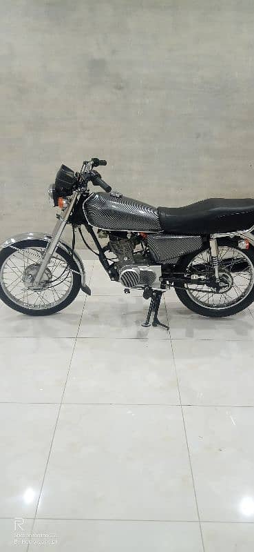 united 125:2023 model 9000km