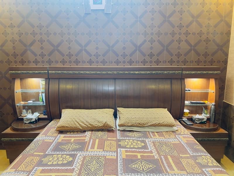King size Bed With Side Table Dressing And Wardrobe With Tv Slot 1