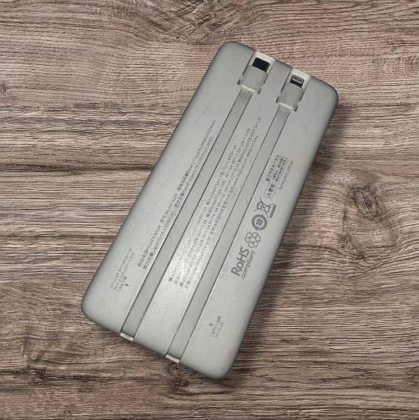 22.5W/PD 20W Powerbank For iPhone And Androids 2