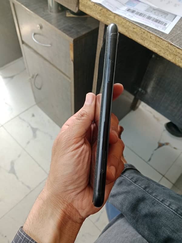 iphone xr pta Approved 6