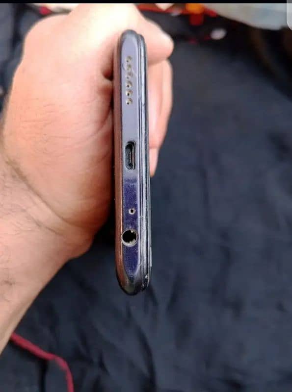 infinix hot 9 all ok 4 64 gb no fault with box only touch per lakern h 3