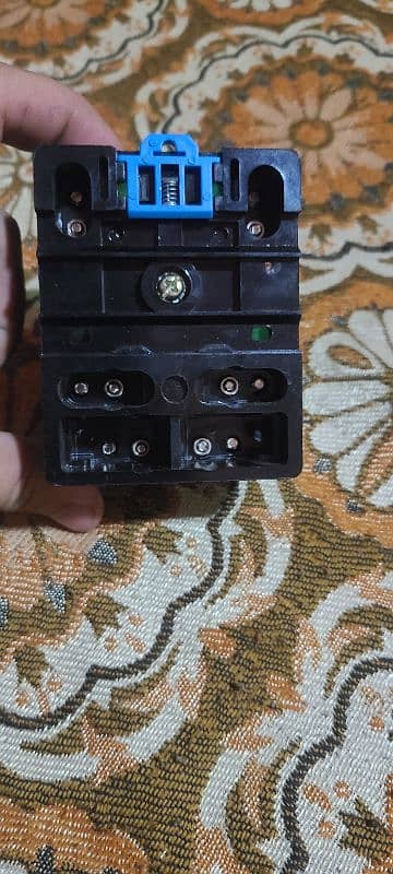 auto change relay for generator and solars 1