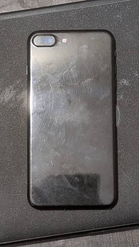 iphone7plus “jet black”128gb 2