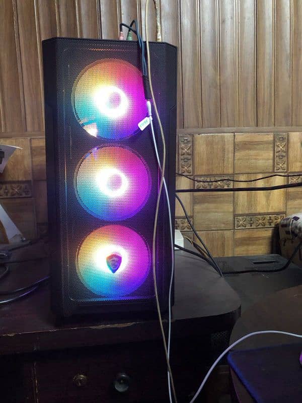 Gaming pc ( Ryzen 5600x with RX 5700xt) 0