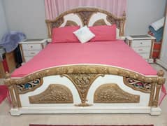 Bed : Siders : dressing made in Lasani with Deco Paint