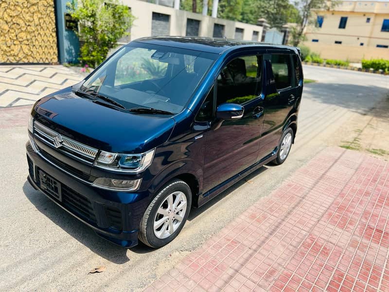 Wagon R hybrid FZ 2021/25 5
