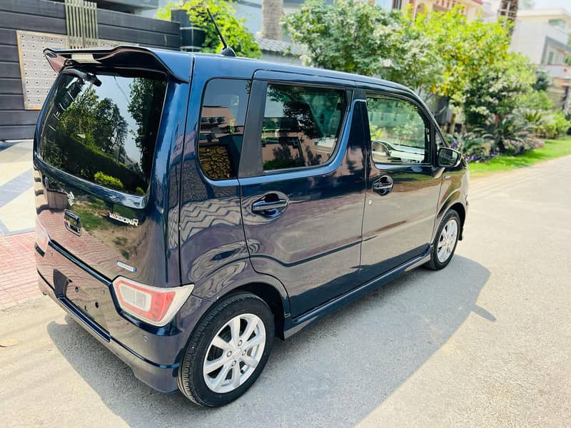 Wagon R hybrid FZ 2021/25 6