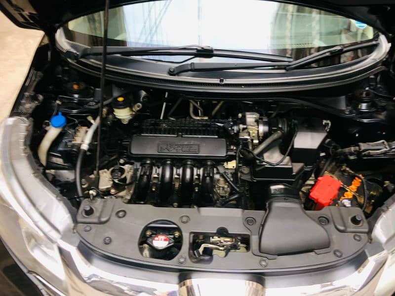 Honda BR-V 2019 automatic black 5