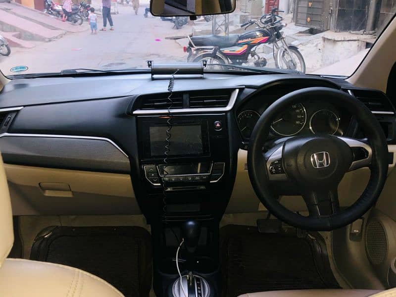 Honda BR-V 2019 automatic black 15