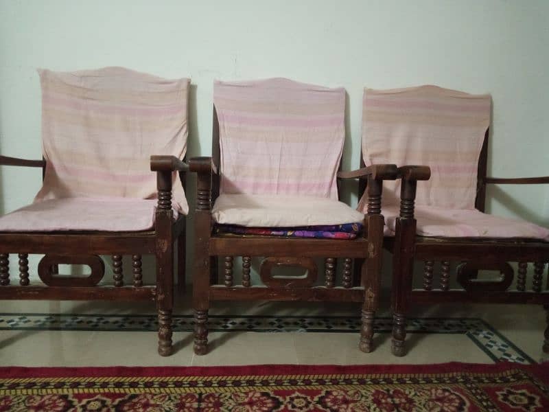 1 double bed 4 chair phone number 03185668885 3