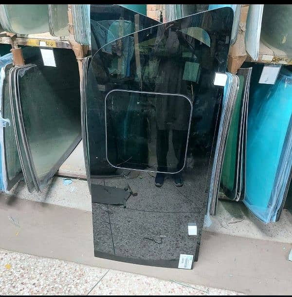 windscreen and door glasses for car jeep and pickup 1