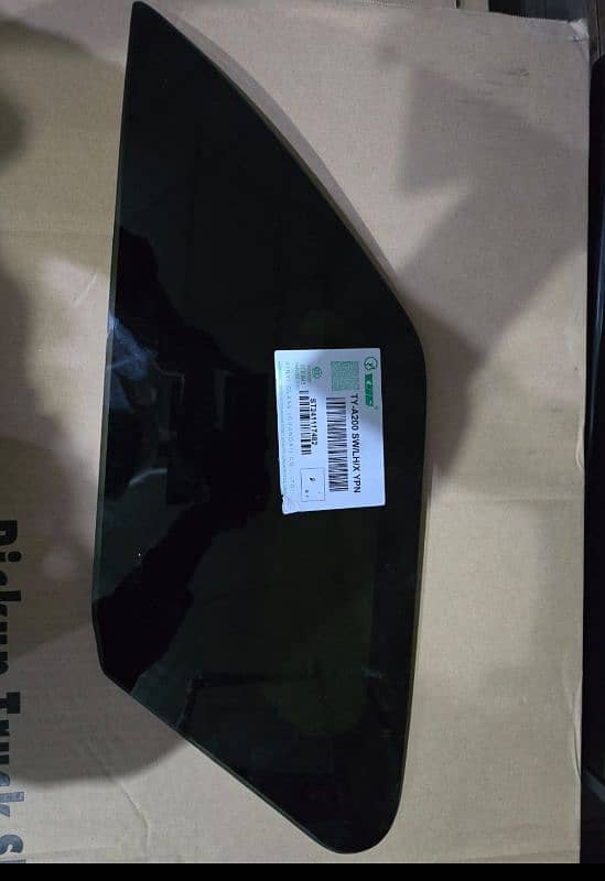 windscreen and door glasses for car jeep and pickup 2