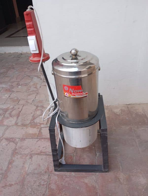 rice and multi grain flour machine. chakki machine. grinding machine 1