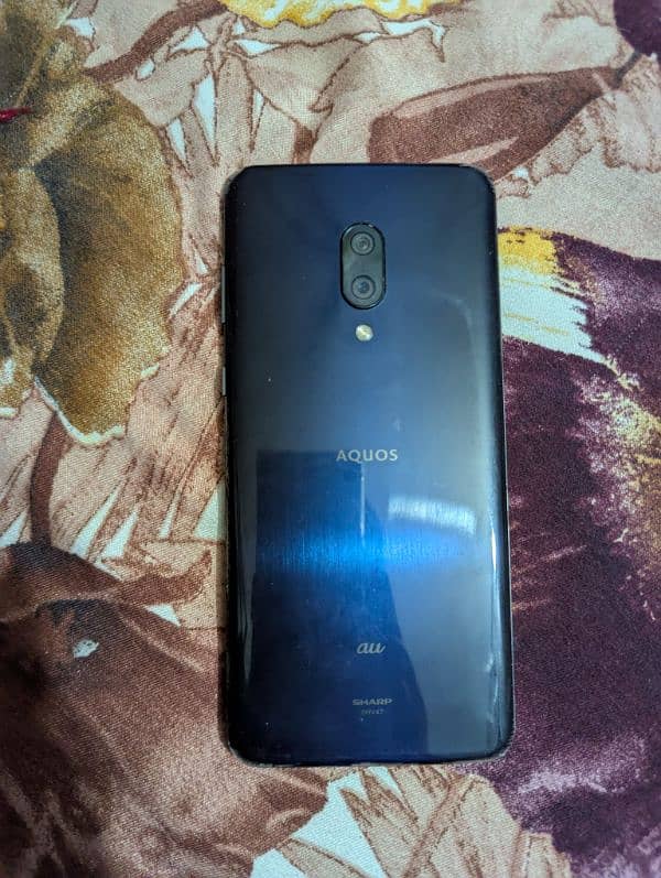 Aquos zero 2 10/10condition 8 gb 256 gb official PTA approved hai 2