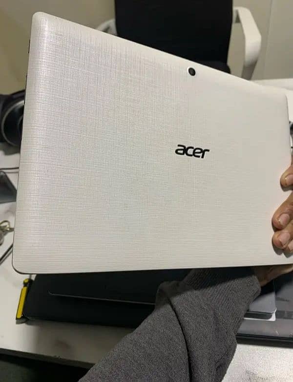 Acer Aspire SW3-16 1