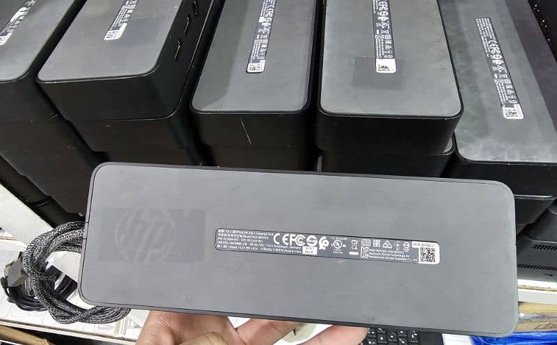 HP USB-C G5, Lenovo Thinkpad Thunderbolt 3,4 Universal Docking Station 5