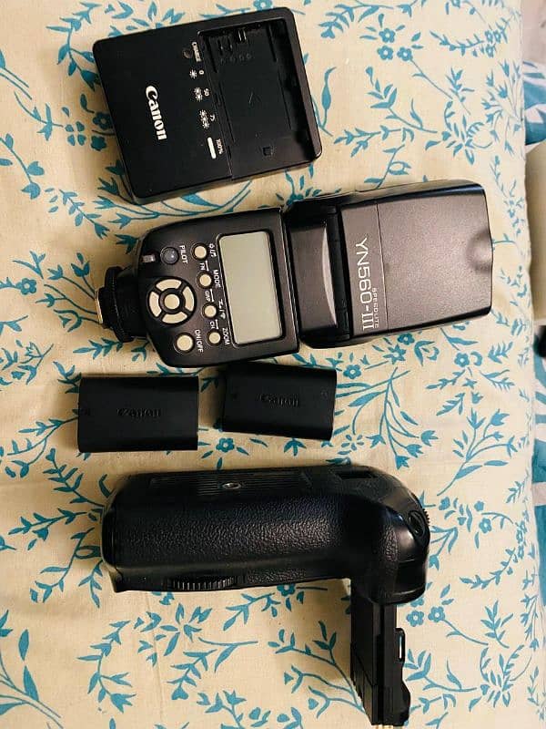 Digital SLR Camera 6