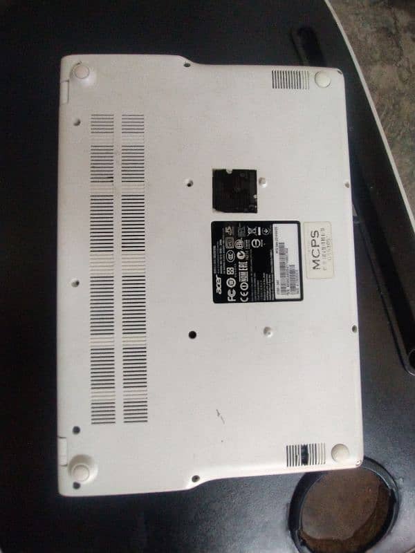 Acer Chromebook touch screen 4 GB Ram 128 GB SSD 1