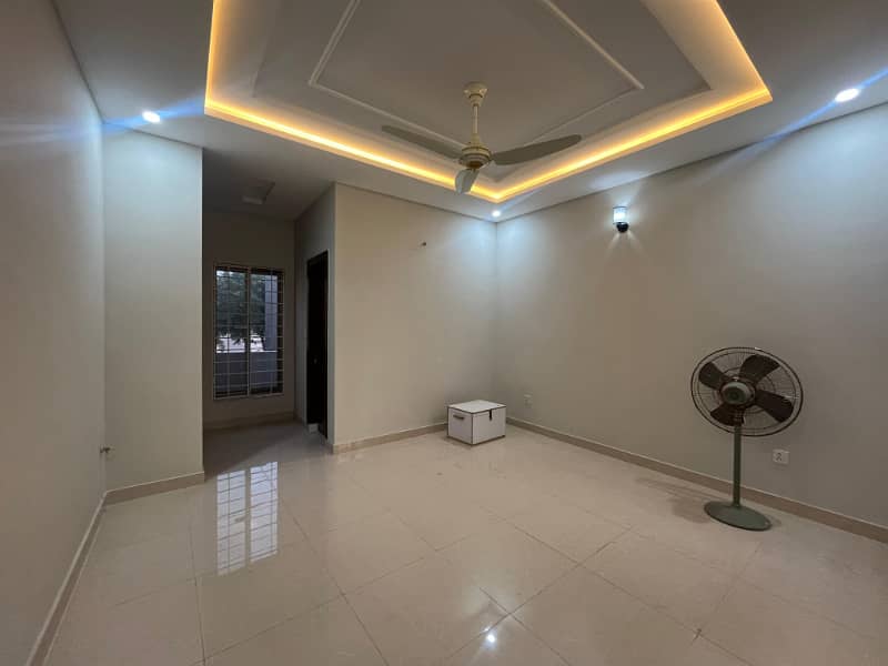 8 MARLA BRAND NEW HOUSE FOR SALE in FAISAL TOWN BLOCK A 5