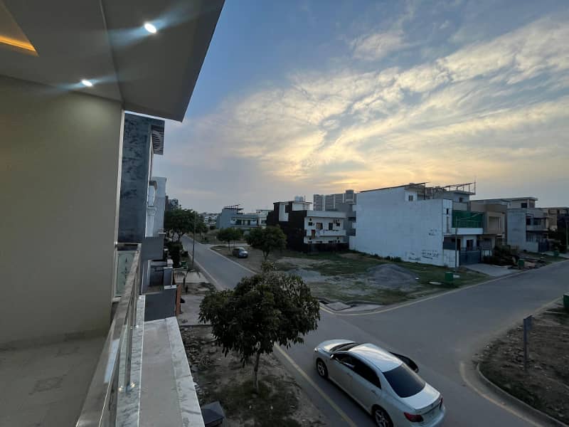8 MARLA BRAND NEW HOUSE FOR SALE in FAISAL TOWN BLOCK A 9