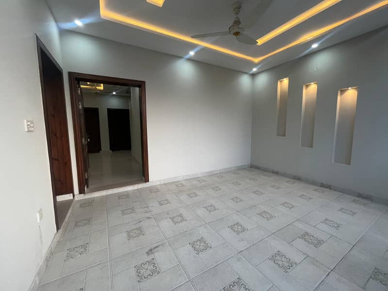8 MARLA BRAND NEW HOUSE FOR SALE in FAISAL TOWN BLOCK A 13