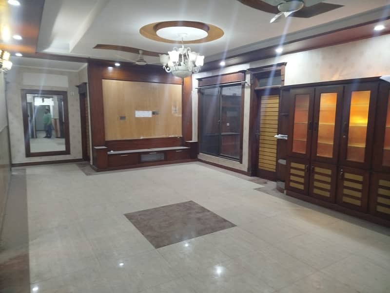 Prime Location Flat Of 7 Marla Is Available For Sale In Askari 2, Askari 2 3
