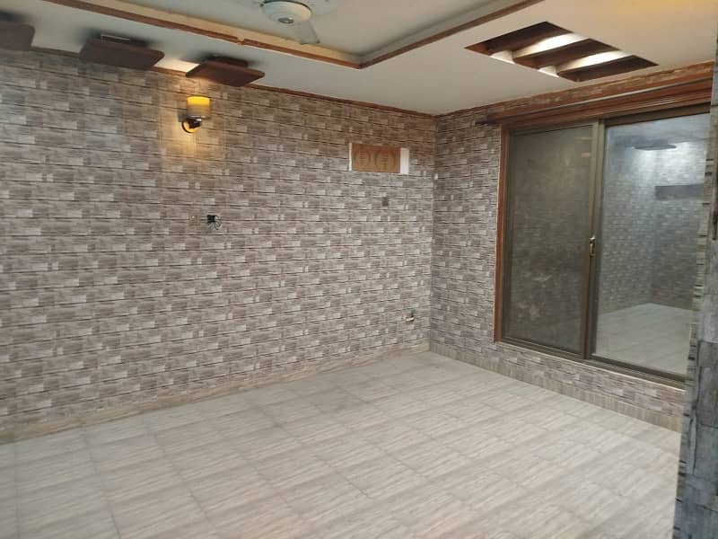 Prime Location Flat Of 7 Marla Is Available For Sale In Askari 2, Askari 2 10