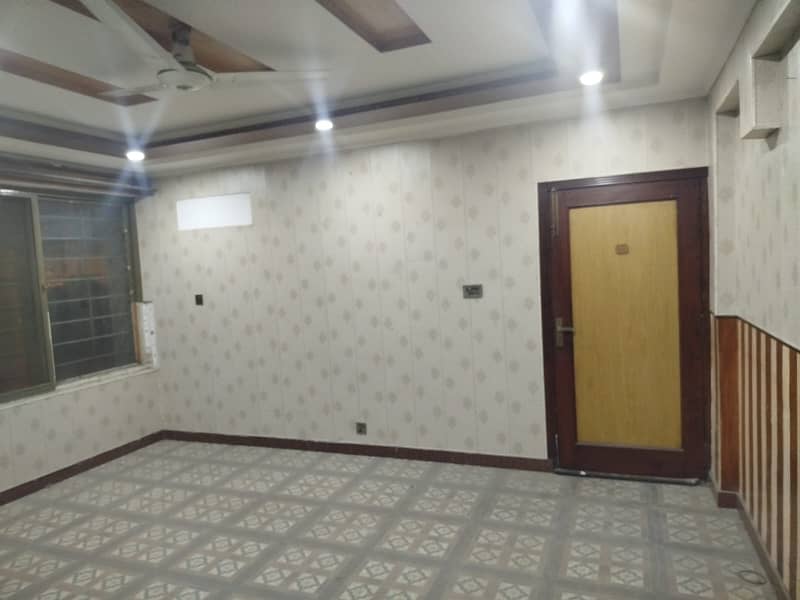 Prime Location Flat Of 7 Marla Is Available For Sale In Askari 2, Askari 2 12