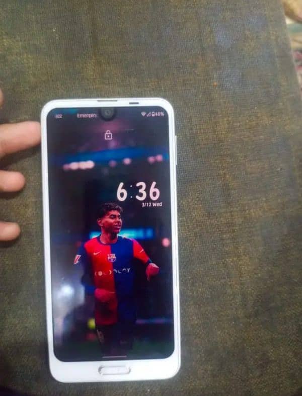 Aquos r2 for sale/exchange 0