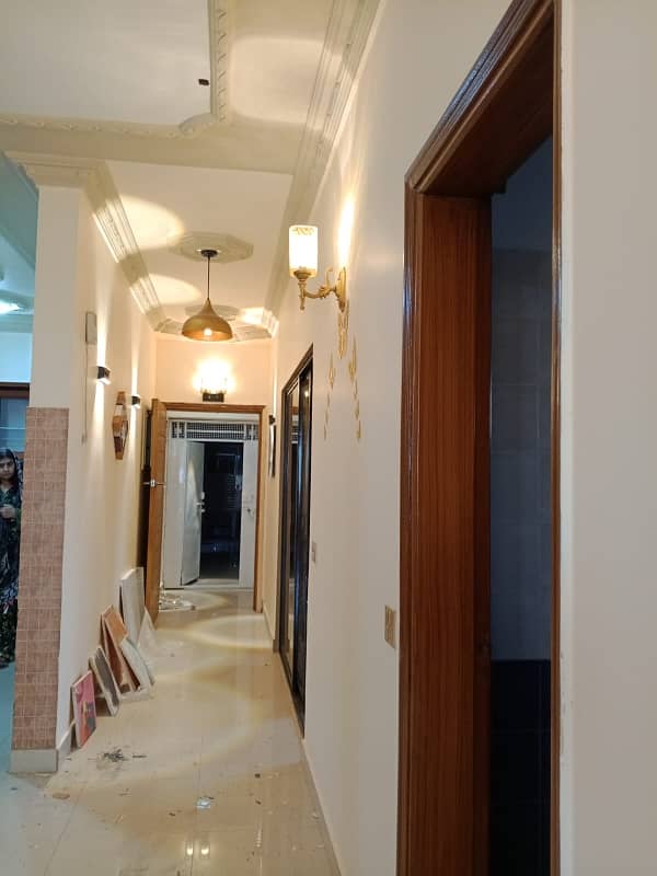 Centrally Located Flat Available In Gulshan-e-Iqbal - Block 10-A For sale 16