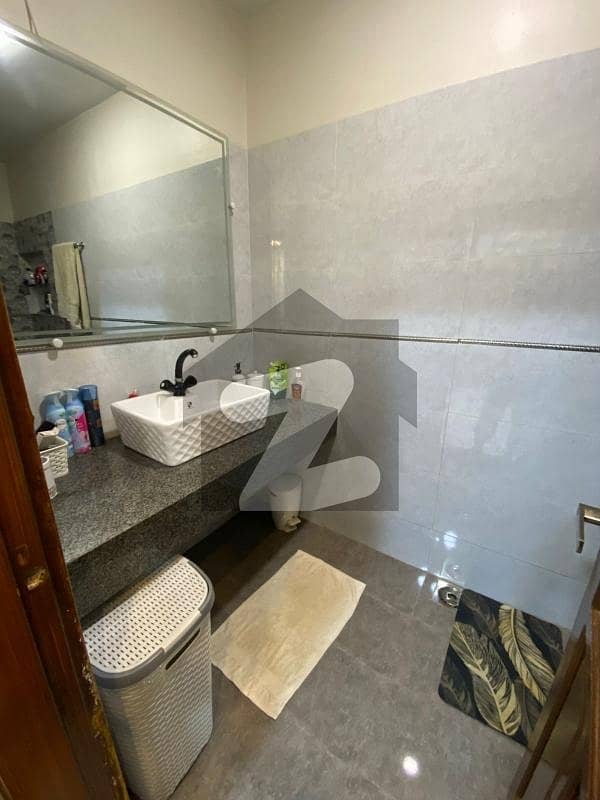 Gulshan Iqbal Block 13D2 Double Flat For Sale 4