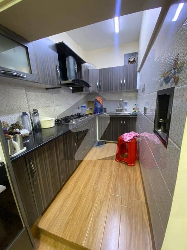 Gulshan Iqbal Block 13D2 Double Flat For Sale 8
