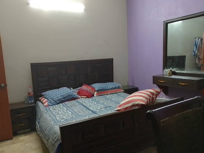 A Spacious 180 Square Yards House In Metrovil Colony - Block 3/1 16