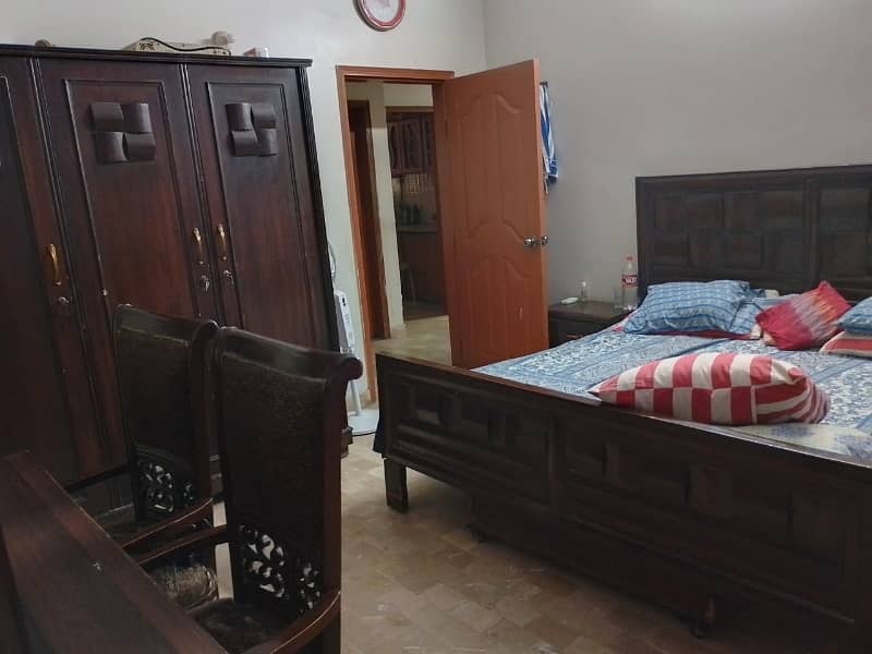 A Spacious 180 Square Yards House In Metrovil Colony - Block 3/1 21