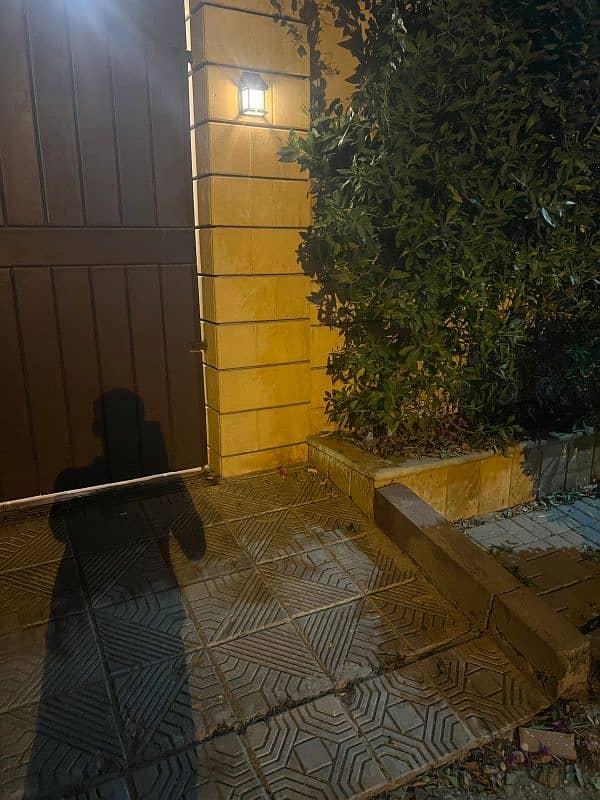 Solar Led Street Light Available |Solar Industrial Led Poles Available 12